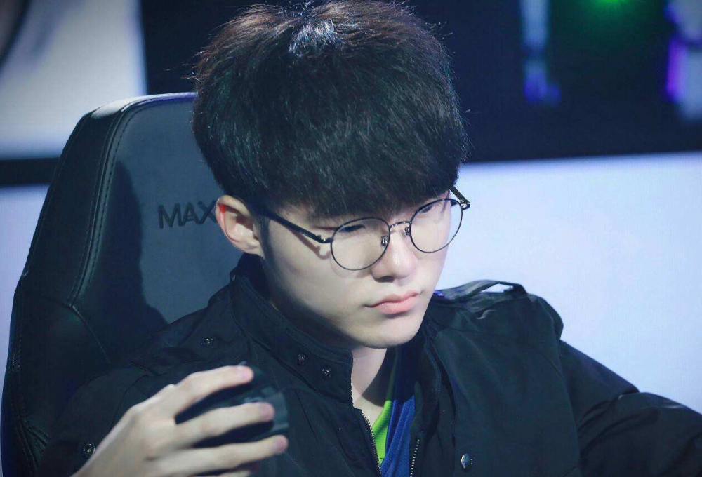 占据了场上 占据了场上